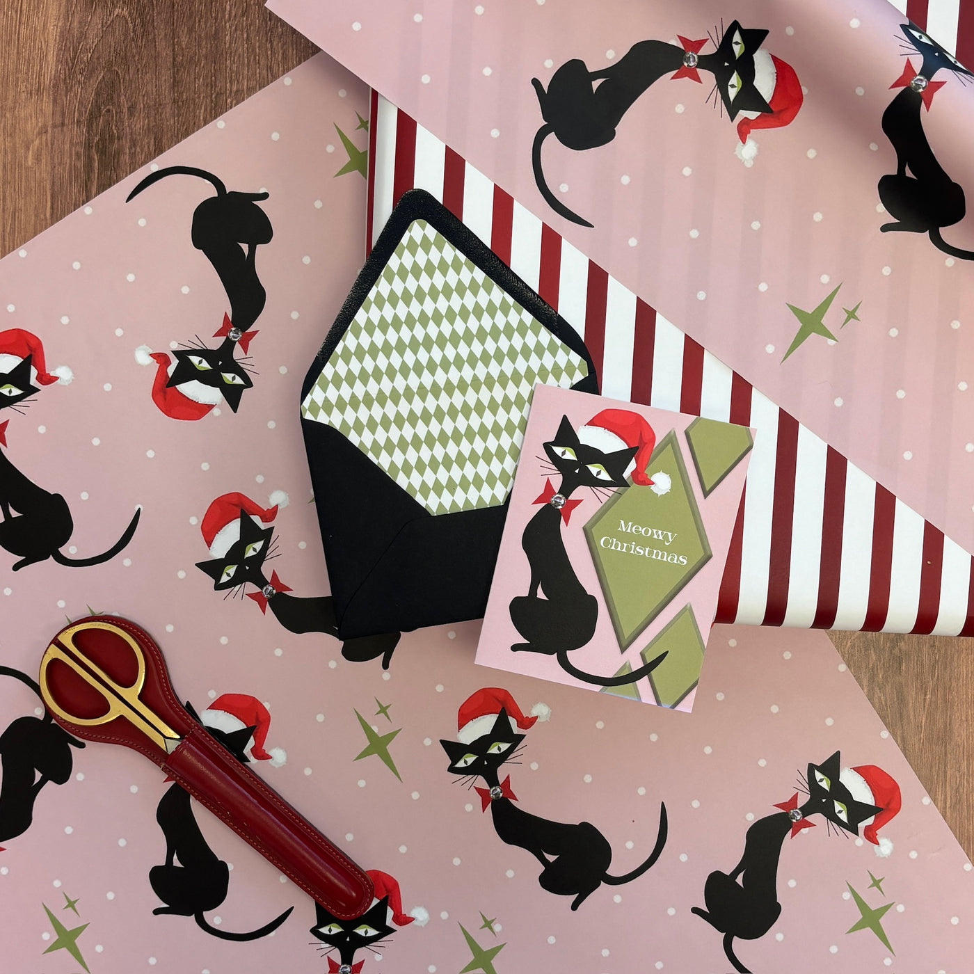 Red Gradient Stripe Gift Wrap