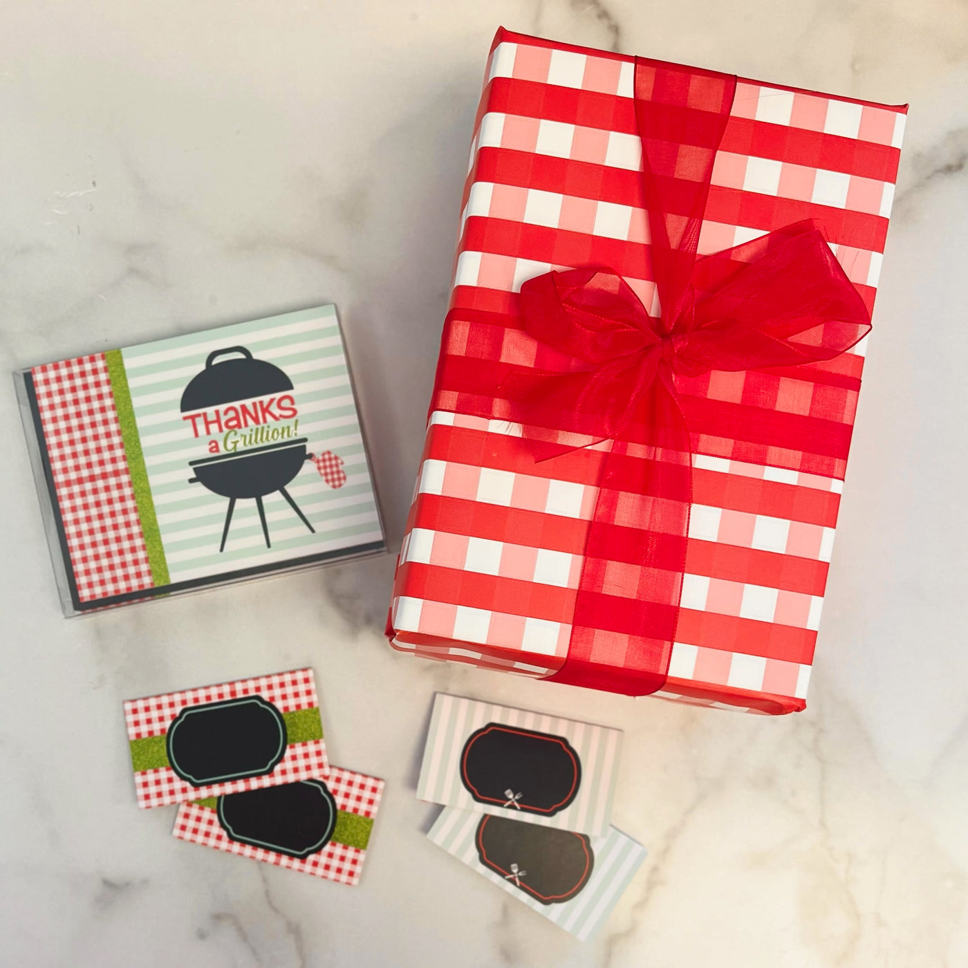 Red Gingham Gift Wrap Craft Sheets